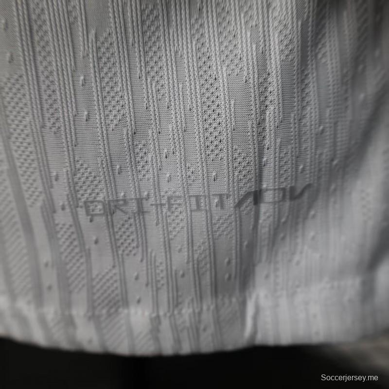 إصدار اللاعب 25/26 قميص توتنهام هوتسبير المنزلي بأكمام طويلة