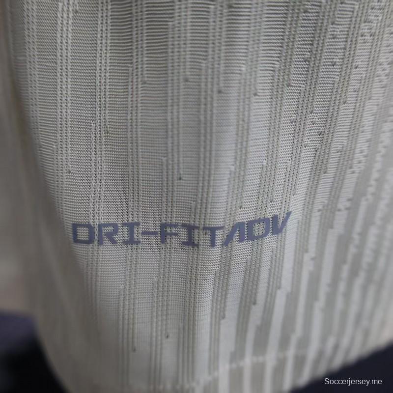 نسخة اللاعب 25/26 قميص بأكمام طويلة الأكمام من برشلونة Away 25/26