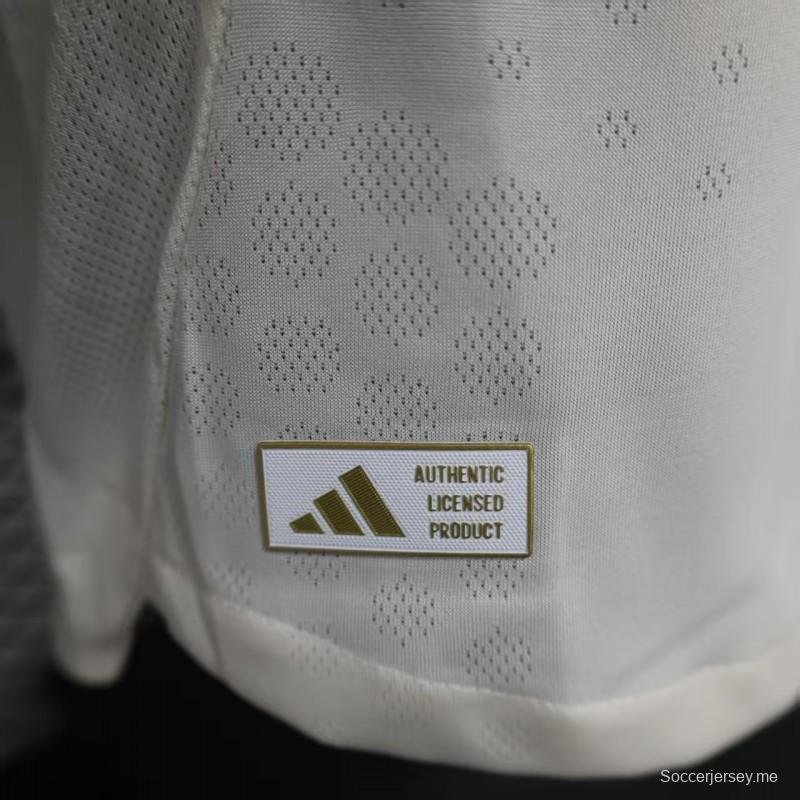 إصدار اللاعب 25/26 قميص ليفربول خارج أرضه