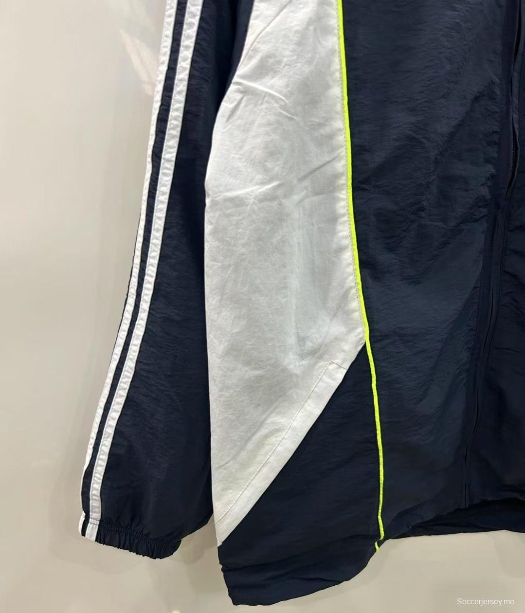 25/26 ريال مدريد سترة واقية من الرياح أسود/أبيض/أسود