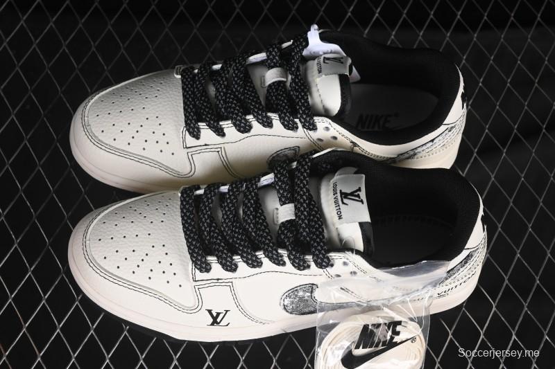 حذاء تزلج منخفض علوي مخصص للذكرى السنوية من نايك SB Dunk Low LV Collaboration باللون البيج الأسود الدنيم الدنيم - JP1628-027