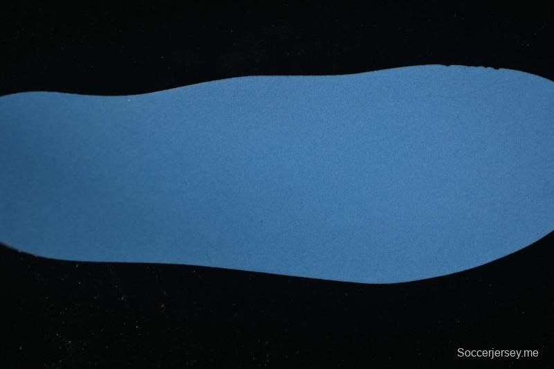 حذاء الجري نايك اير ماكس 95 ريترو المبطن من نايك بنعل هوائي - CT1268-100