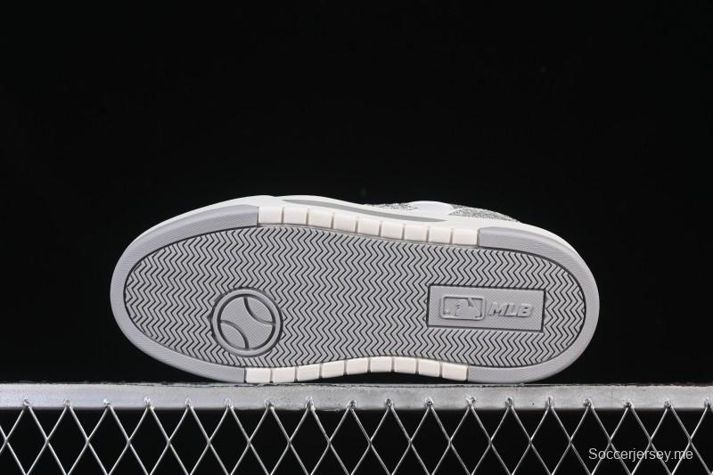 أديداس نيويورك نيويورك يانكيز سنيكرز نيويورك يانكيز سنيكرز - 3ASXXP025N50GRS