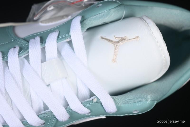 حذاء نايك اير جوردان 1 اير جوردان 1 لاو AJ1 نايك حذاء تزلج منخفض الكاجوال باللون الأخضر النعناعي الطازج DC0774-138