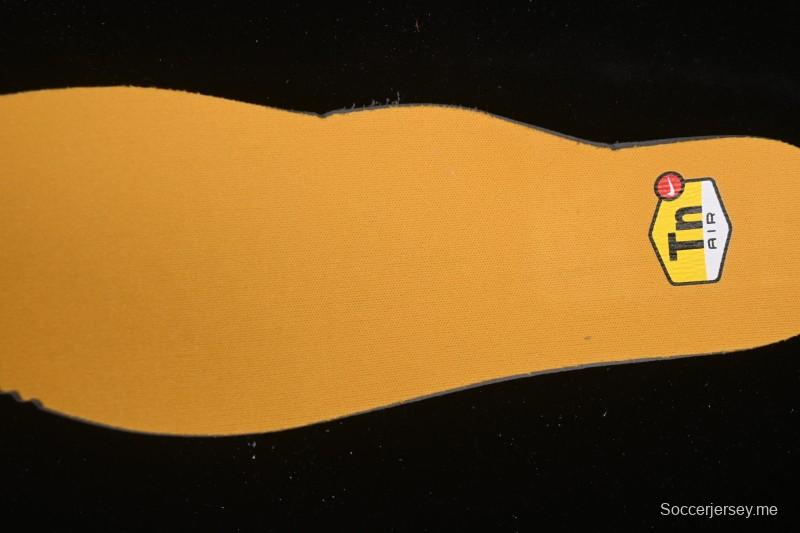 حذاء الجري اير ماكس بلس ريترو من نايك بتقنية الوسائد الهوائية - HF0552-001