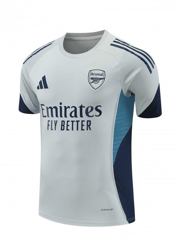 25/26 ريال مدريد قميص أبيض بأكمام قصيرة + شورت أبيض