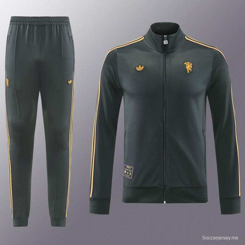 25/26 مانشستر يونايتد 08 رمادي غامق بنصف سحاب 25/26 مانشستر يونايتد + بنطال طويل S-2XL