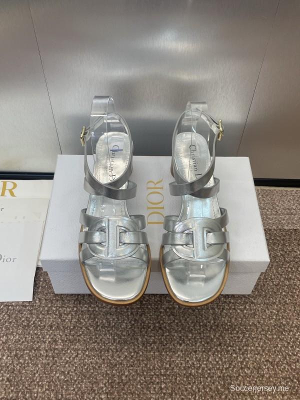 حذاء ديور D-Club D-Club جيلي ملون مجوف بحزام متقاطع ذو كعب متوسط للنساء - KFY00290