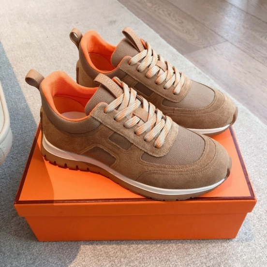 حذاء تشيلسي كلاسيكي من نوع H من مجموعة ربيع 2025 من مجموعة إيرلي كلاسيك تشيلسي مع بلوكات ملونة بريطانية - AS00380