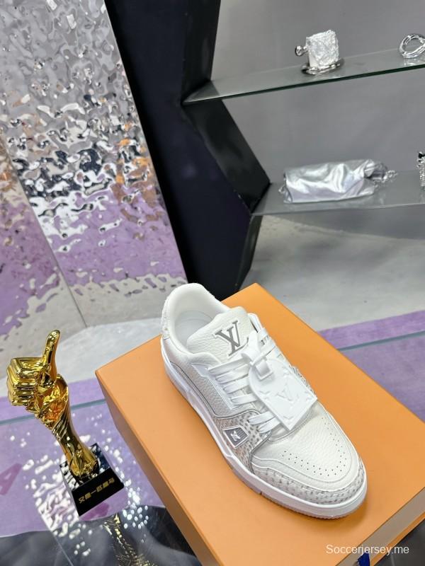 سلسلة أحذية لويس فويتون LV Trainer LV الرياضية الطويلة بطبعة ثعبان - AS00430