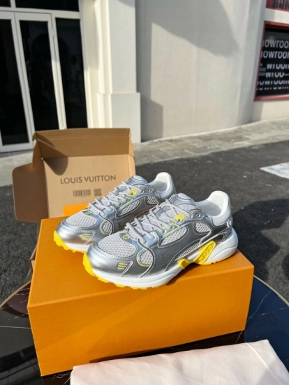 حذاء الجري الكاجوال من سلسلة أولمبيا من لويس فويتون - AS00320