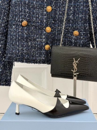 PRADA 2025/SS حذاء فردي بكعب مدبب من الأمام بكعب واحد - KFY00310