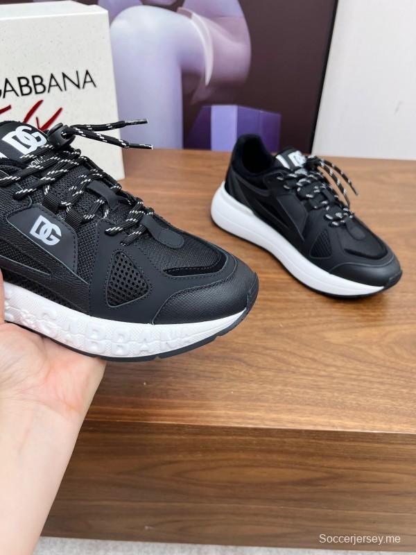 حذاء كاجوال من دولتشي آند غابانا 2025 بتصميم عادي مبالغ فيه - AS00320