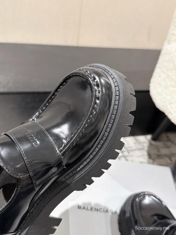 حذاء بالنسياغا 2025 من بالنسياغا بتصميم عتيق ونعل خفيف الوزن من مادة TPU - KFY00320