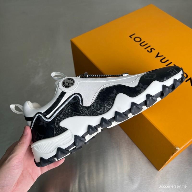 حذاء Lv RUSH من لويس فويتون Lv RUSH من جلد العجل المعدني LV الدائري الدائري المقاوم للانزلاق، حذاء كاجوال منخفض الكمال - YC