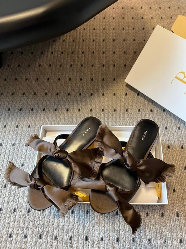 حذاء بعقدة منسوجة يدويًا من ذا رو 25ss - KFY00280