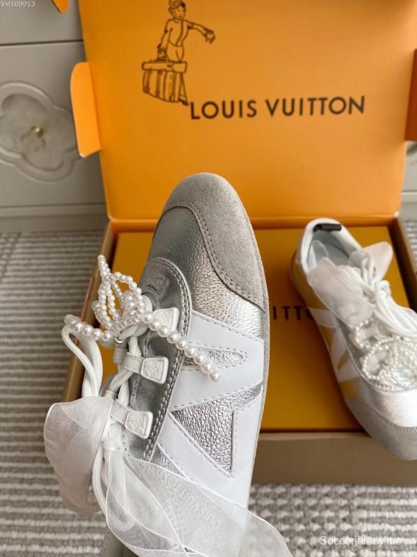 حذاء الباليه الرياضي سنيكرينا من لويس فويتون SNEAKERINA مع رقاقة - AS00350