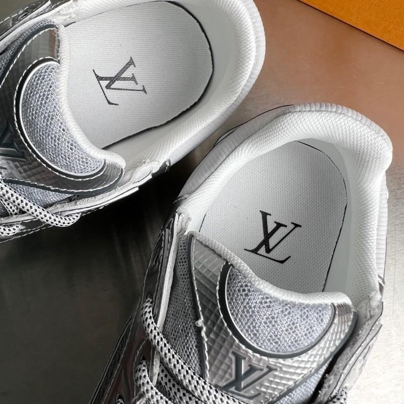 أديداس ل في أولمبيا حذاء كاجوال كاجوال برباط مستدير من الأمام والجزء العلوي منخفض الرقبة - YC