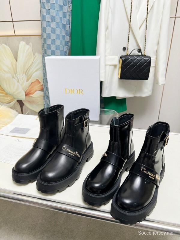 ديور 2025/2025/SS حذاء مارتن بلاتفورم ذو الرقبة العالية من ديور 2025/SS جديد خريف وشتاء بريطاني الطراز - LY00330