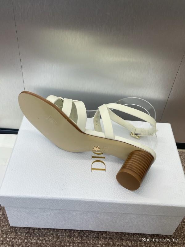 حذاء ديور D-Club D-Club جيلي ملون مجوف بحزام متقاطع ذو كعب متوسط للنساء - KFY00290