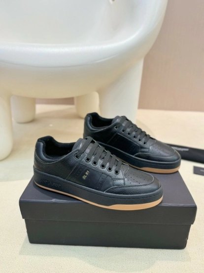 سلسلة كاجوال SL61 لربيع وصيف 2025 لربيع وصيف 2025 من سان لوران - AS00330