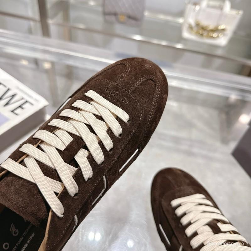 حذاء رياضي ريترو رياضي كاجوال من هوجان - KFY00330