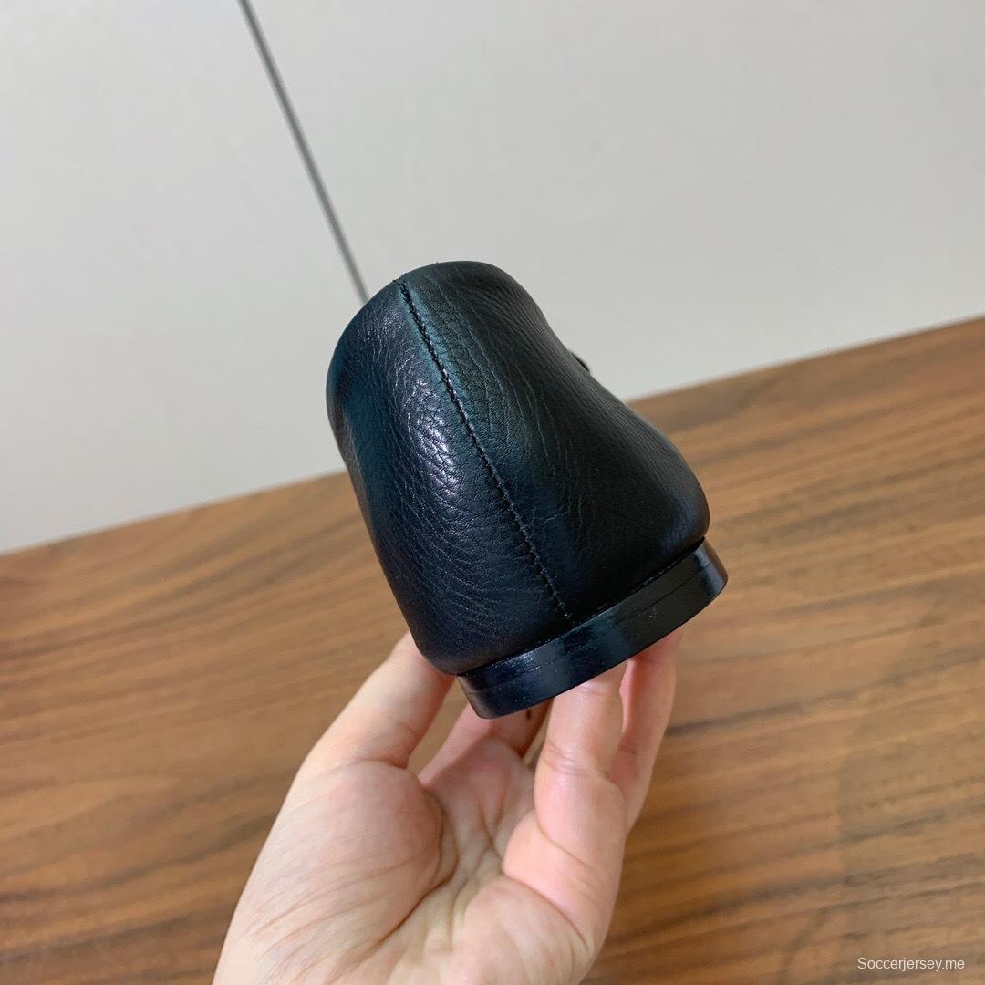 حذاء كلاسيكي أنيق وعصري من ذا رو 2025/SS من ذا رو - KFY00300