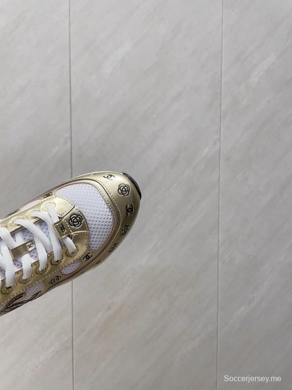 حذاء رياضي كاجوال كينغ II من شانيل شانيل سيلفر هورن كينغ II - KFY00330