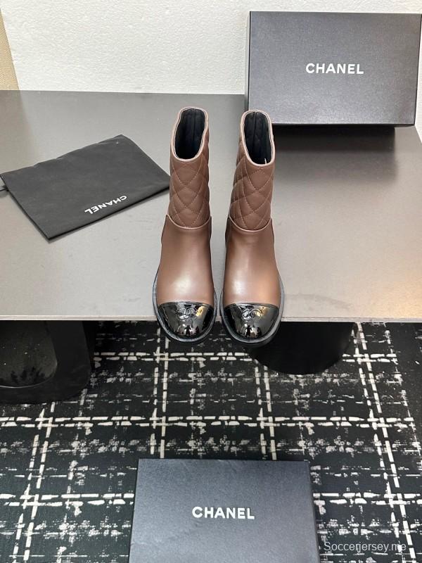 حذاء شانيل 2025/SS القصير من شانيل قطعة أساسية للخريف/الشتاء - LY00420