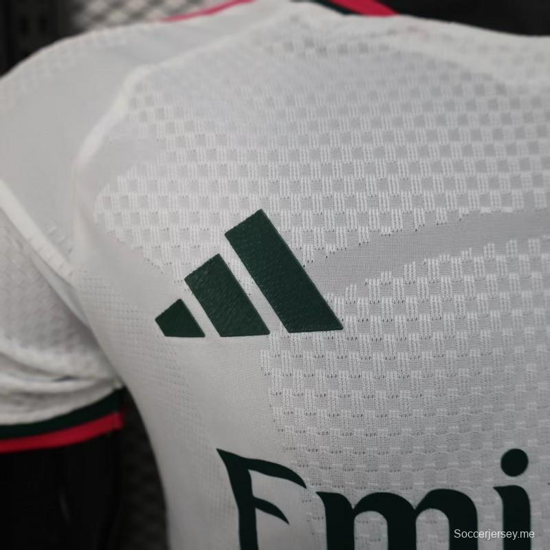 26/27 نسخة اللاعب 26/27 قميص ريال مدريد المنزلي أبيض وردي أسود