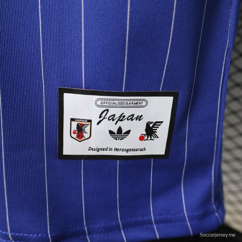 قميص اللاعب الإصدار 2026 باللون الأزرق الياباني مع أيقونات "تراس" باللون الأبيض