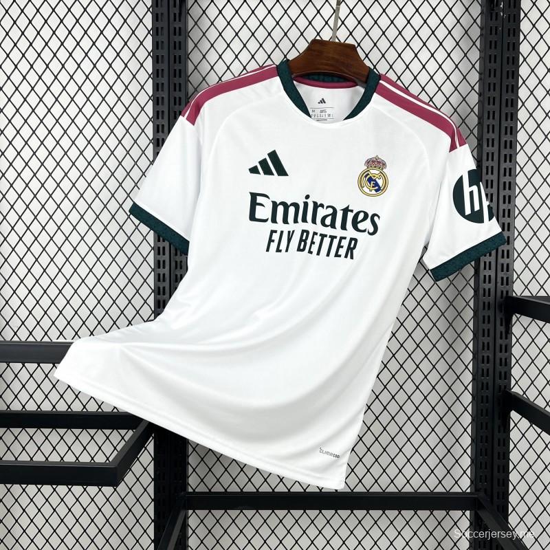 قميص ريال مدريد للعب على أرضه لموسم 2026/27