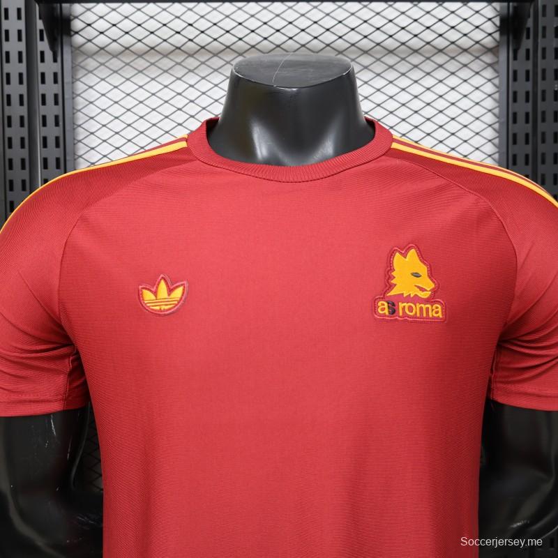 قميص اللاعب الإصدار 2026، AS Roma × Adidas Originals، قميص المنزل باللون الأحمر الداكن الكلاسيكي