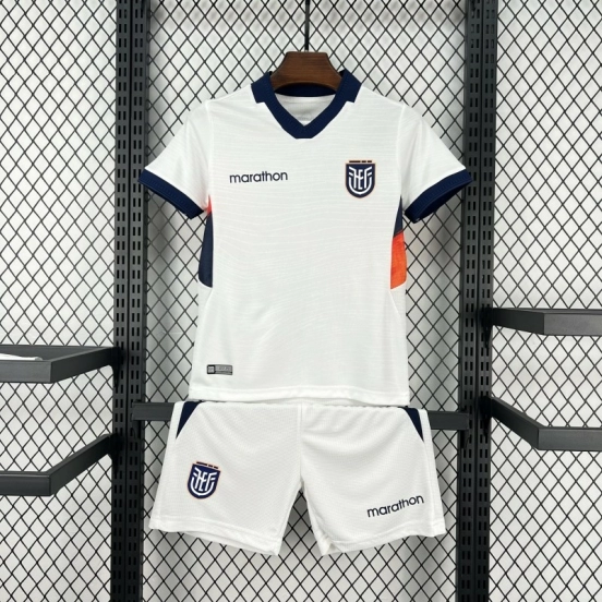 الزي الثالث لفريق إكوادور للأطفال في كأس العالم 2026