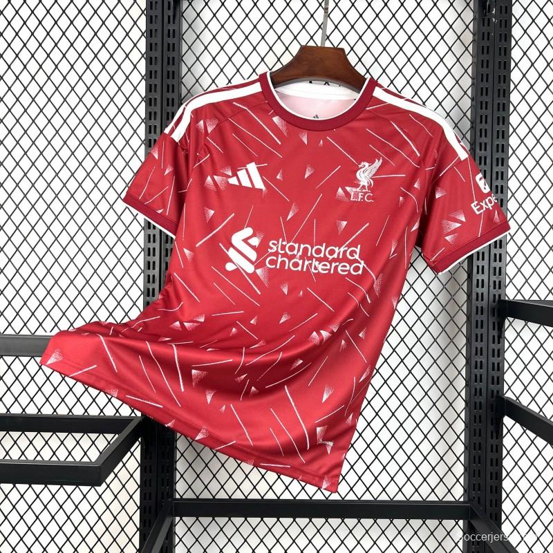 قميص ليفربول للعب على أرضه لموسم 2026/27