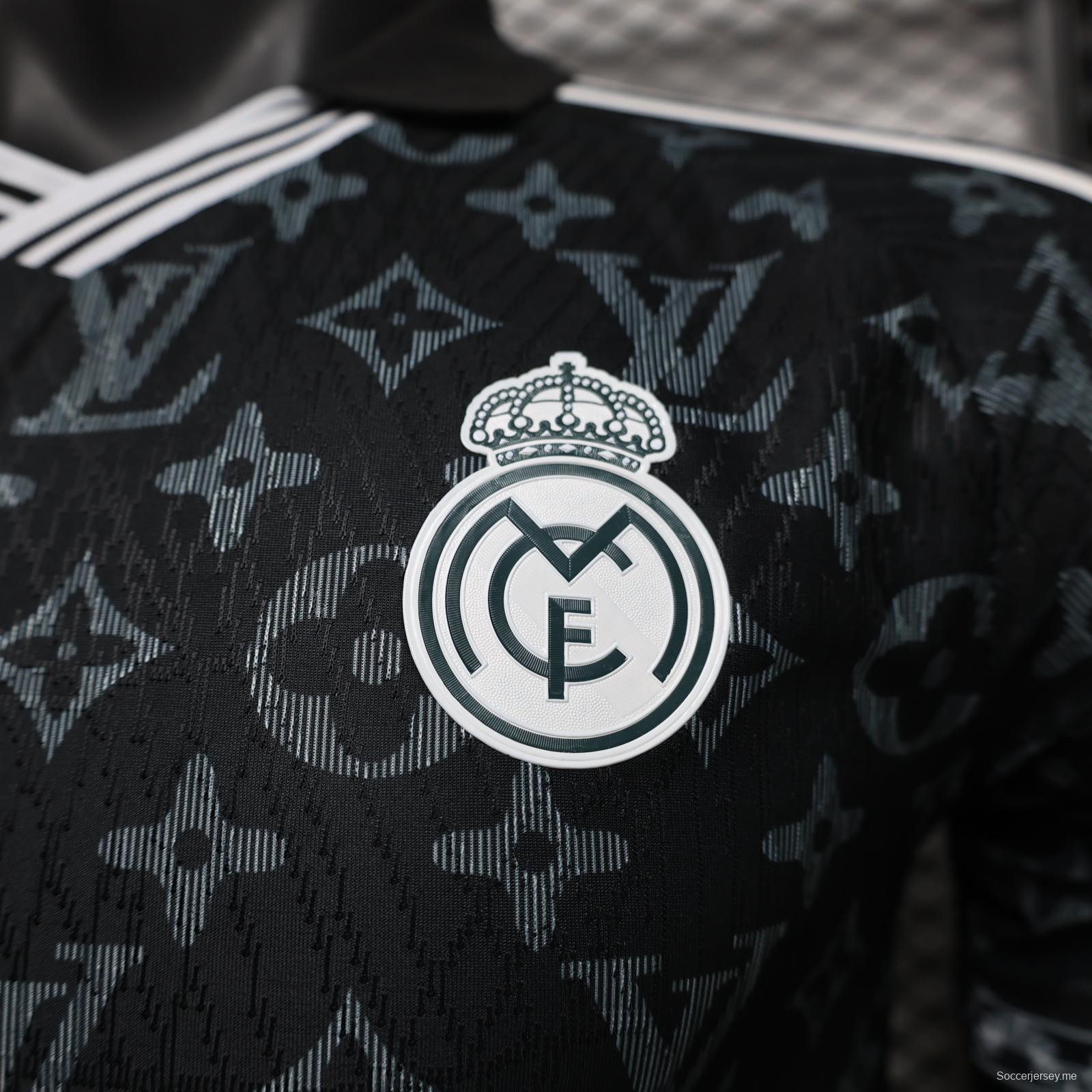 قميص اللاعب الإصدار 26/27، ريال مدريد × لويس فويتون، إصدار خاص