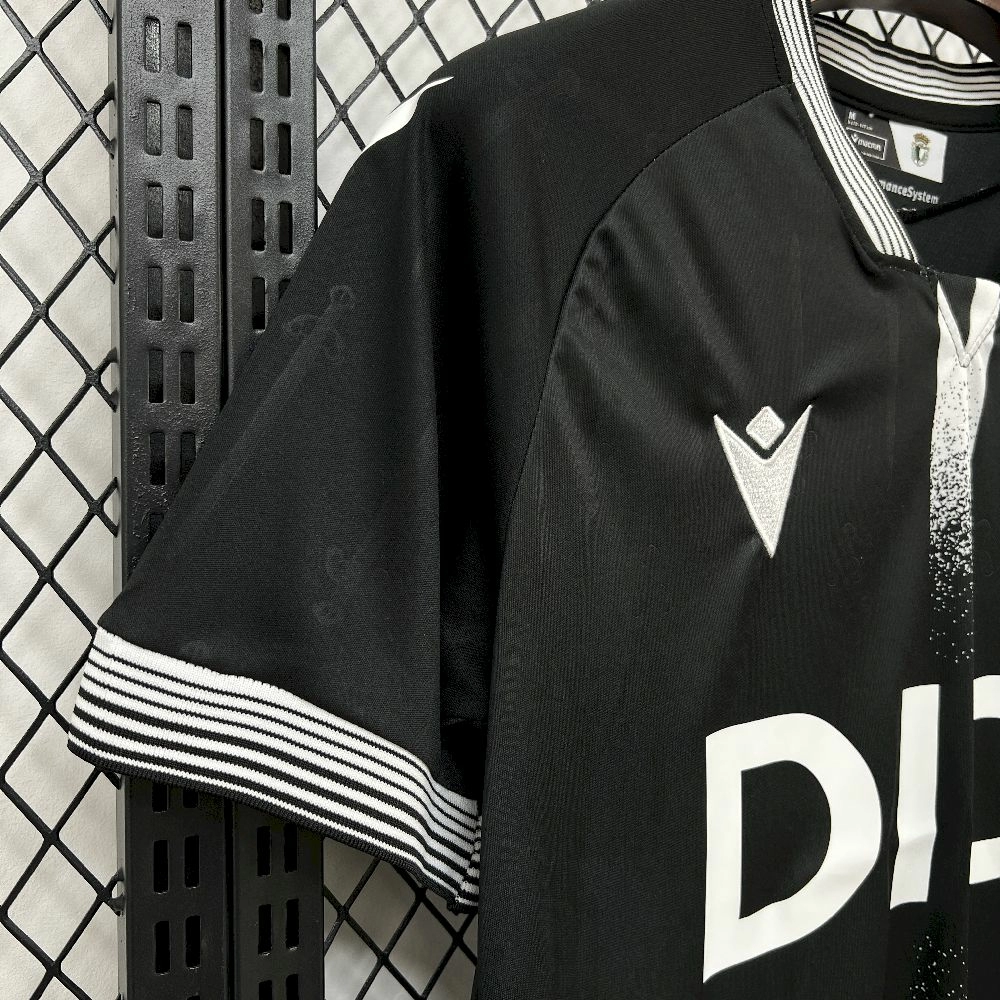 2025/26 قميص فريق بورغوس سي إف سي للرجال خارج الملعب