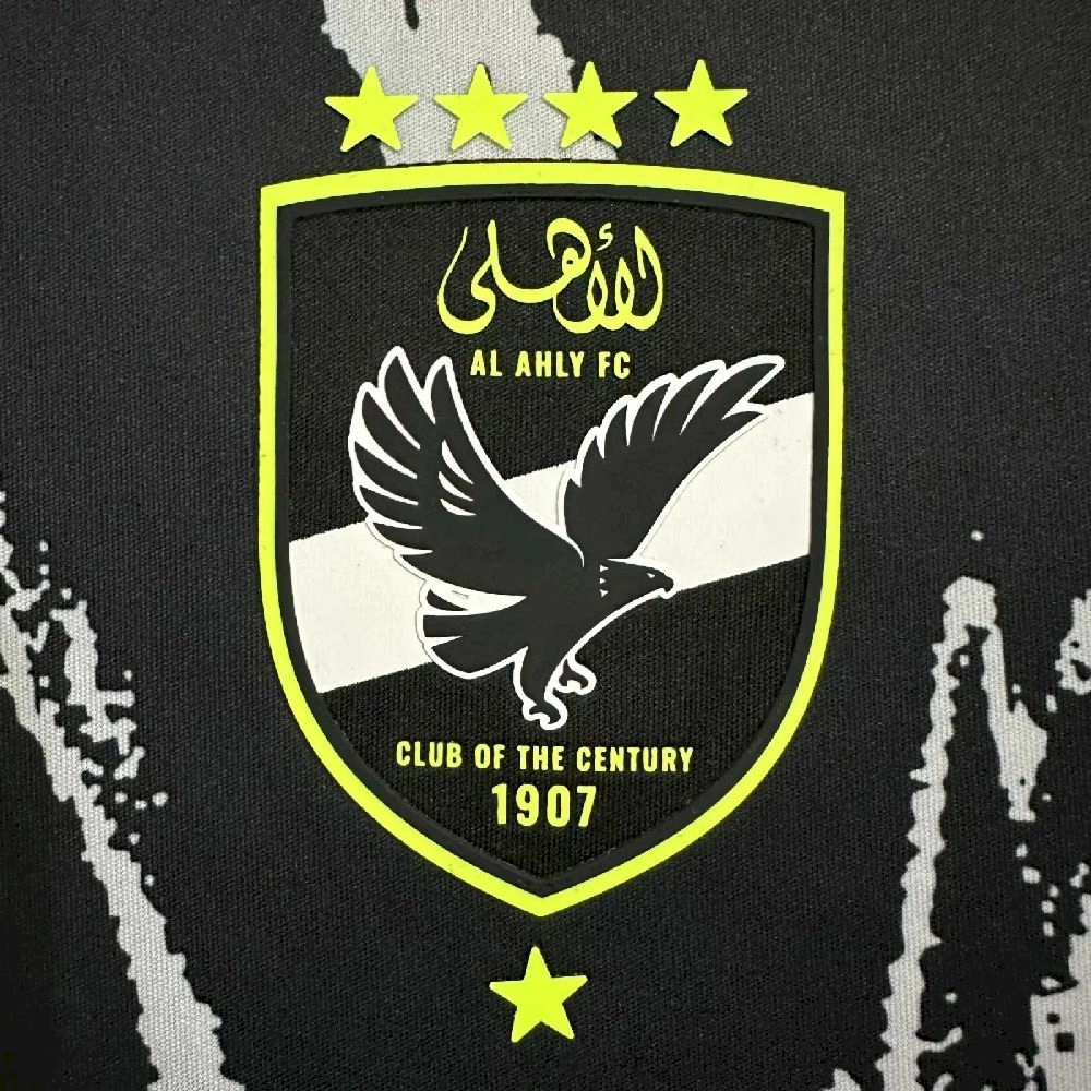 2025/25/26 قميص الأهلي للرجال خارج الملعب