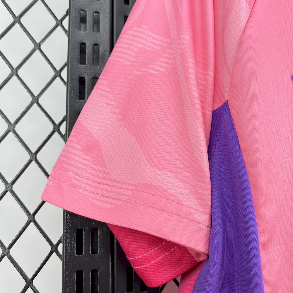 1899 هوفنهايم 2025/26 قميص أكتوبر الوردي للرجال 2099/ أكتوبر 2025/26