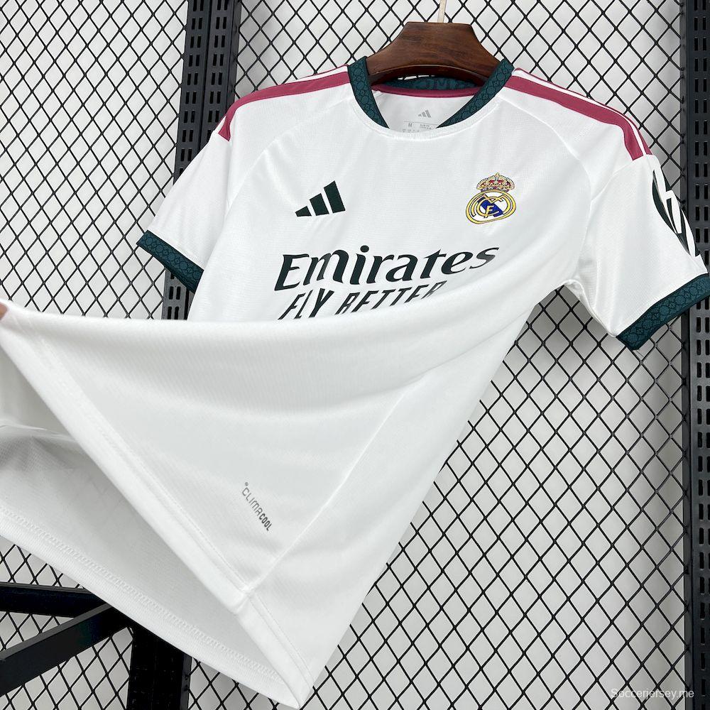 تسربت صور قميص ريال مدريد الرجالي للمباريات على أرضه لموسم 2026/27