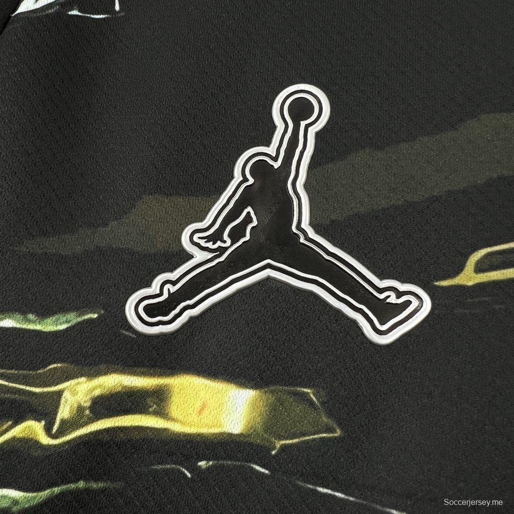 قميص باريس سان جيرمان للرجال لموسم 2025/26، إصدار "ستاديوم نايت" الخاص