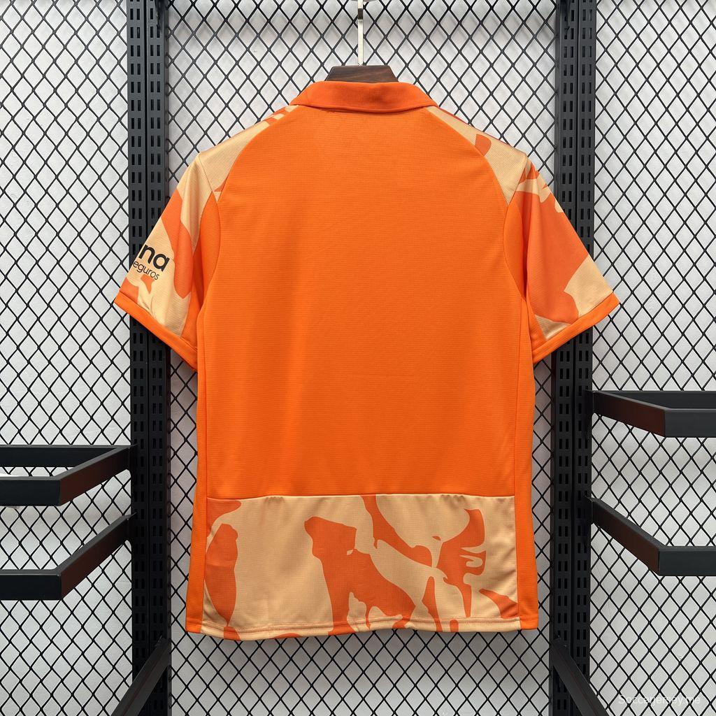 قميص فالنسيا CF الرجالي طراز ريترو لموسم 2025/26