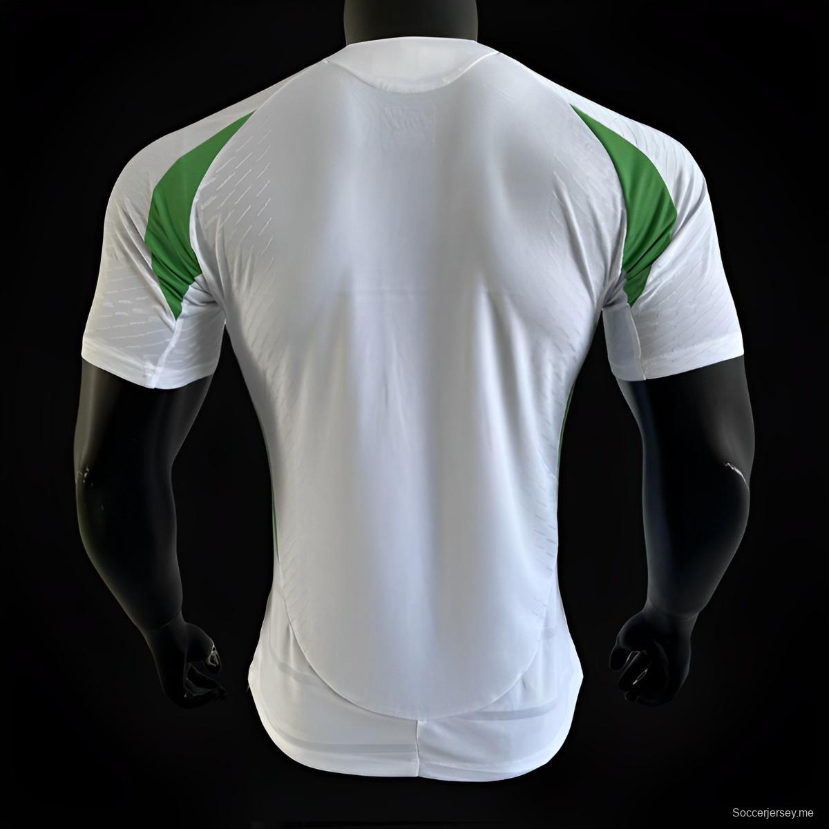 نسخة اللاعب 2024 قميص المملكة العربية السعودية الأبيض خارجي 2024
