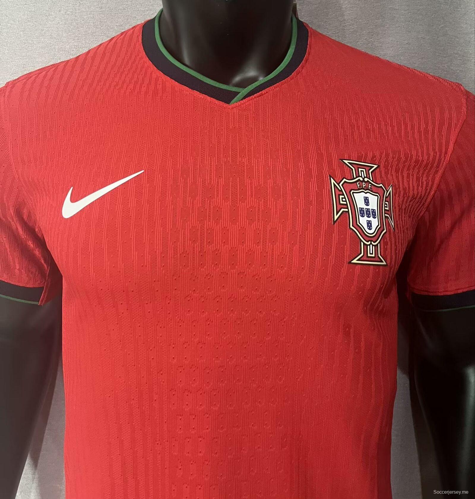 قميص منتخب البرتغال 2024 نسخة اللاعب 2024
