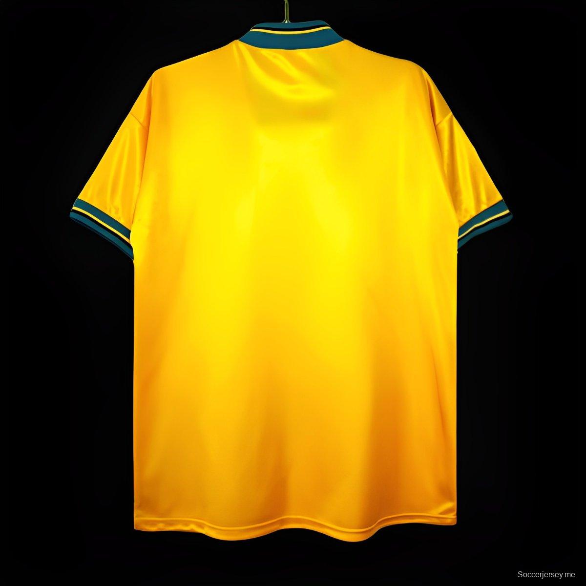 قميص أصفر عتيق 1993-1995 لبايرن ميونيخ ذهاباً وإياباً
