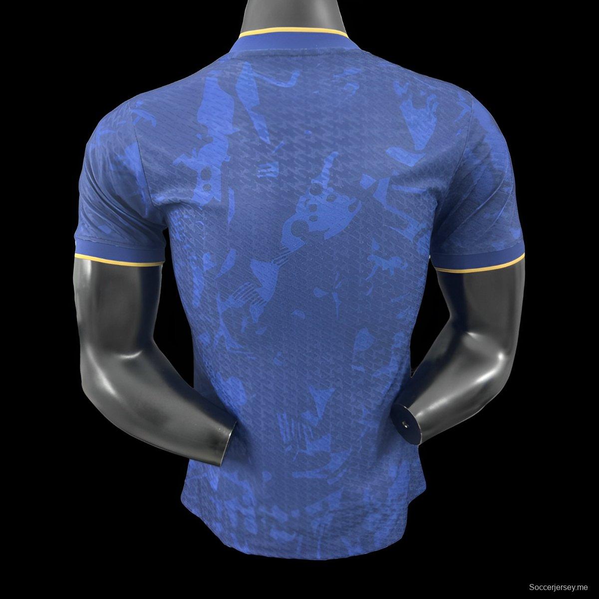 إصدار اللاعبين 25/26 قميص تشيلسي أزرق مع لمسات صفراء