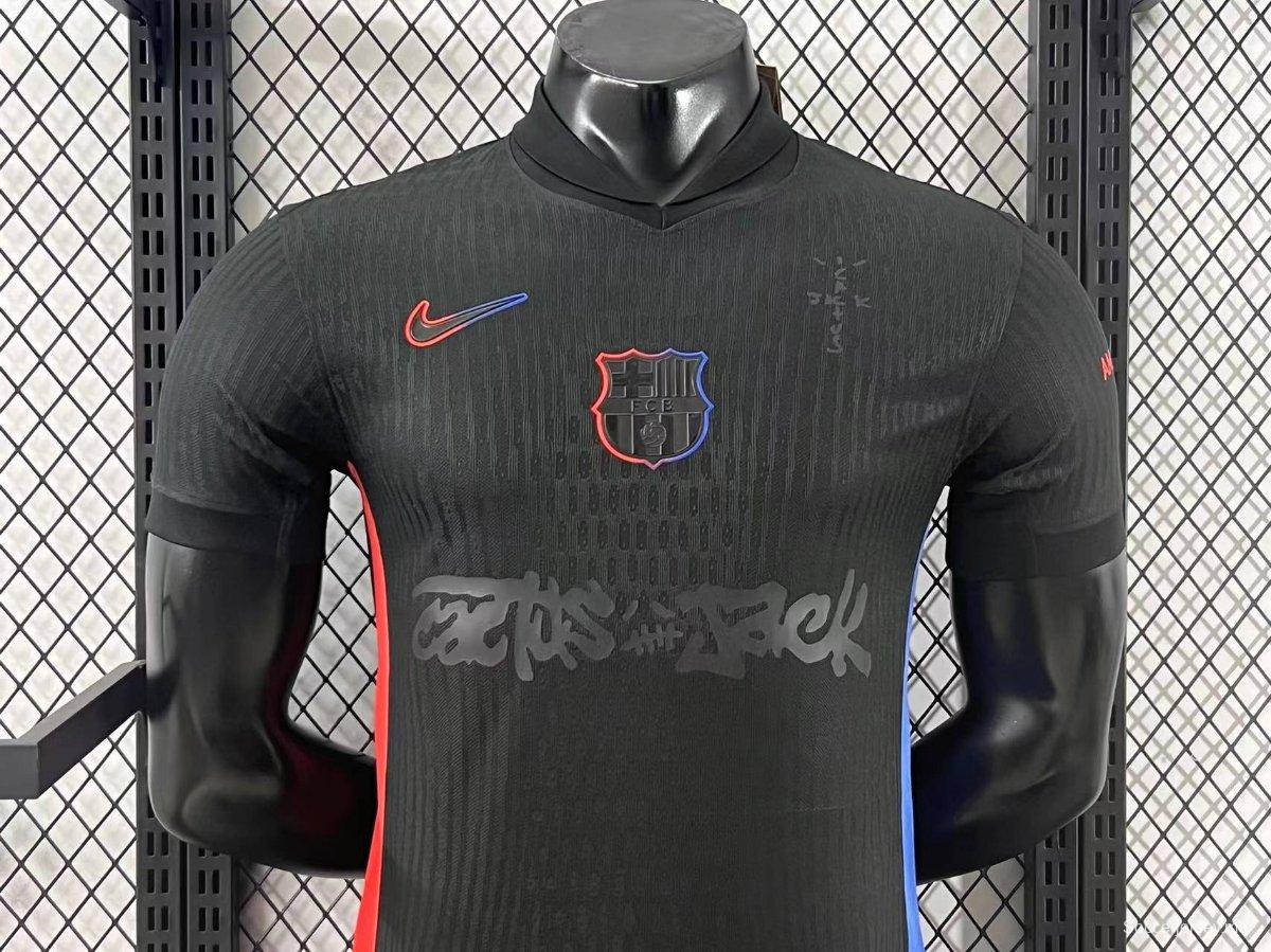 نسخة اللاعب 24/25 قميص برشلونة × ترافيس سكوت خارج الملعب