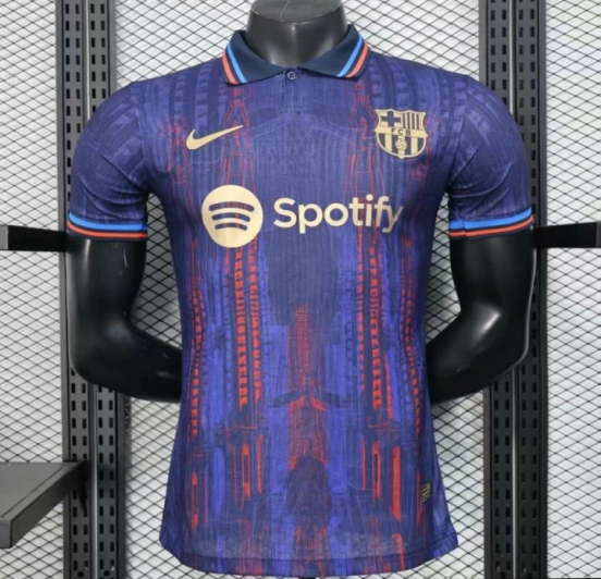 إصدار اللاعب 25/26 قميص نادي برشلونة باللون البنفسجي بنقشة الخطوط الحمراء
