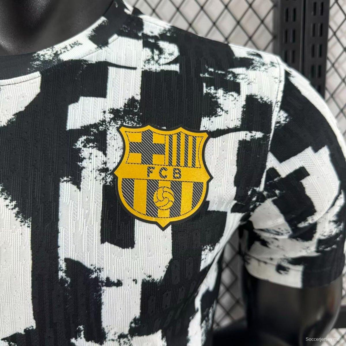 إصدار اللاعب 25/26 قميص برشلونة أبيض بنقشة رسومات تجريدية بيضاء مع قميص برشلونة
