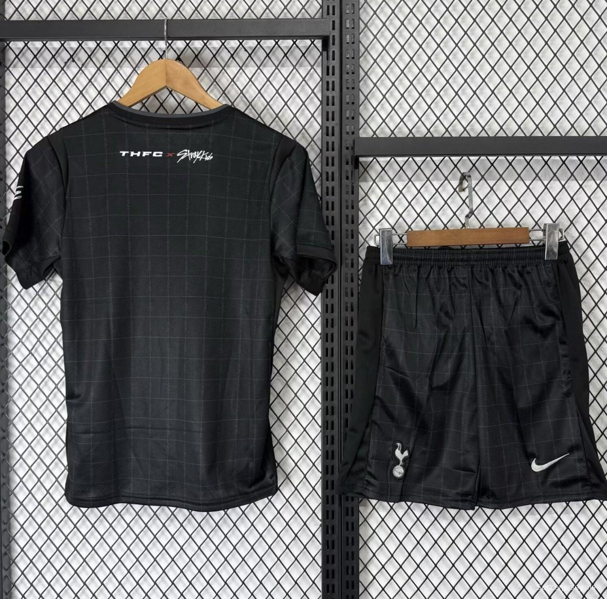 25/26 قميص توتنهام هوتسبير إكس سترايكيدز سترايكيدز اوايي